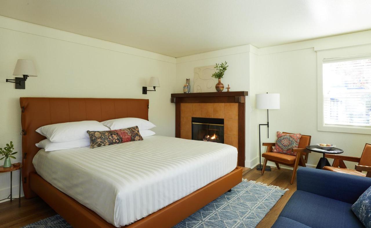 The Stavrand Hotel Guerneville Exterior photo